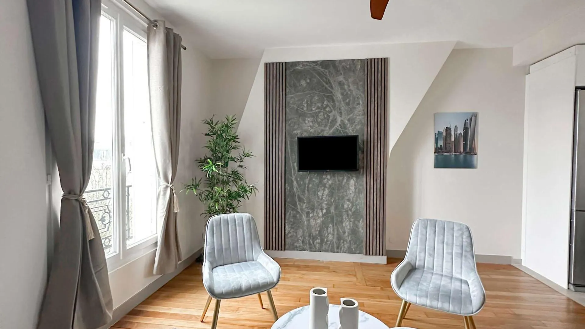 Cozy Apartments Near The Sorbonne Paris