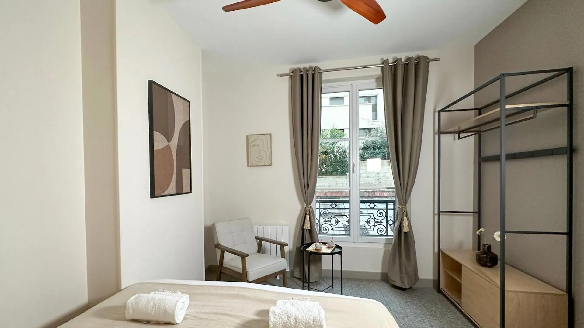 Cozy Apartments Near The Sorbonne Paris