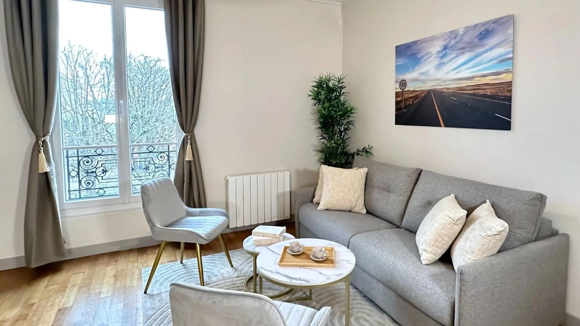 Cozy Apartments Near The Sorbonne Paris