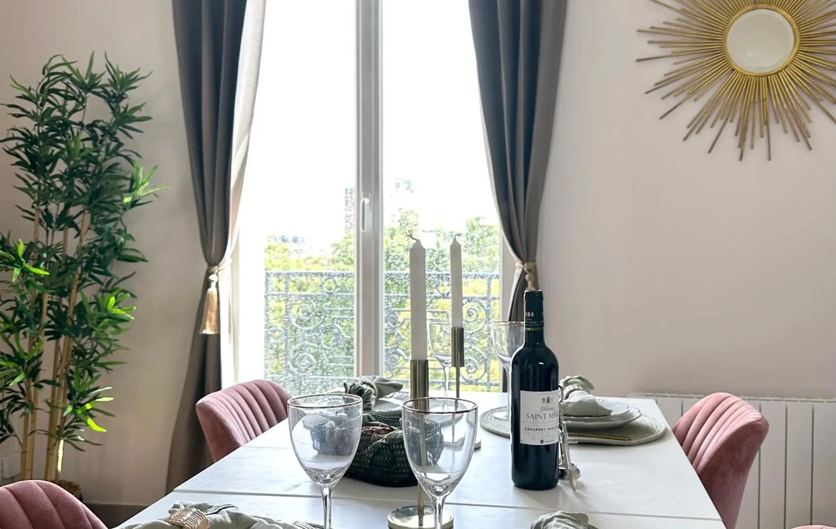 Cozy Apartments Near The Sorbonne Paris France